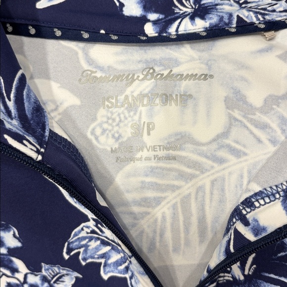 NEW TOMMY BAHAMA islandzone Aubrey mock dress golf beach moisture wicking Small - Picture 7 of 9